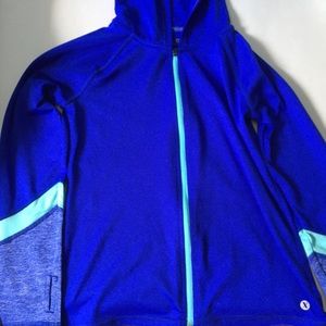 🌈Kids xersion quick dry sweater size 10-12🌈